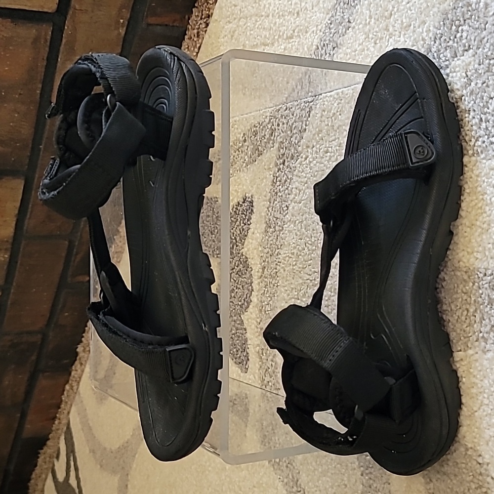 Atika maya black h&l outdoor hiking sandals sz 7 sturdy